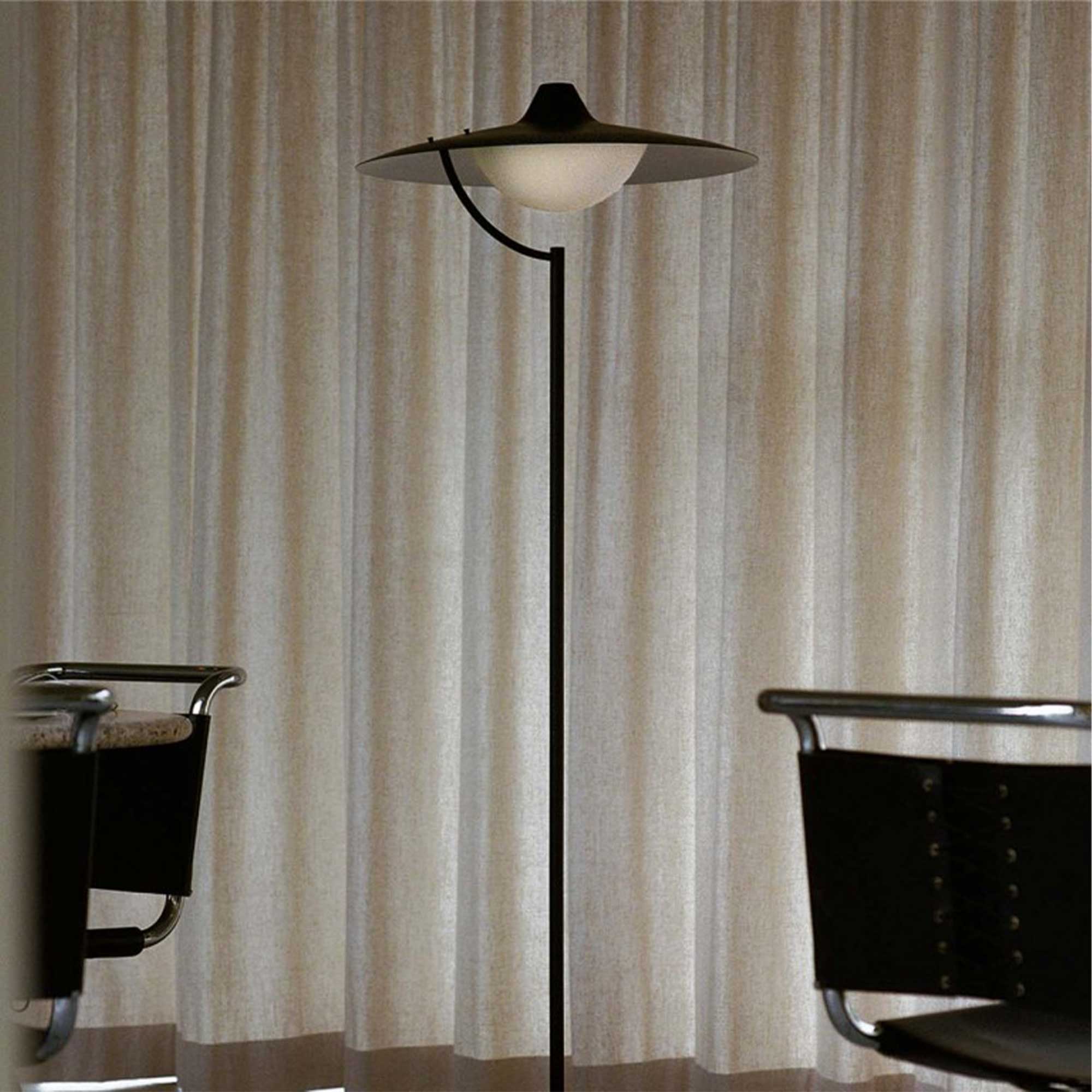 DCW éditions Biny LED stojací svítidlo