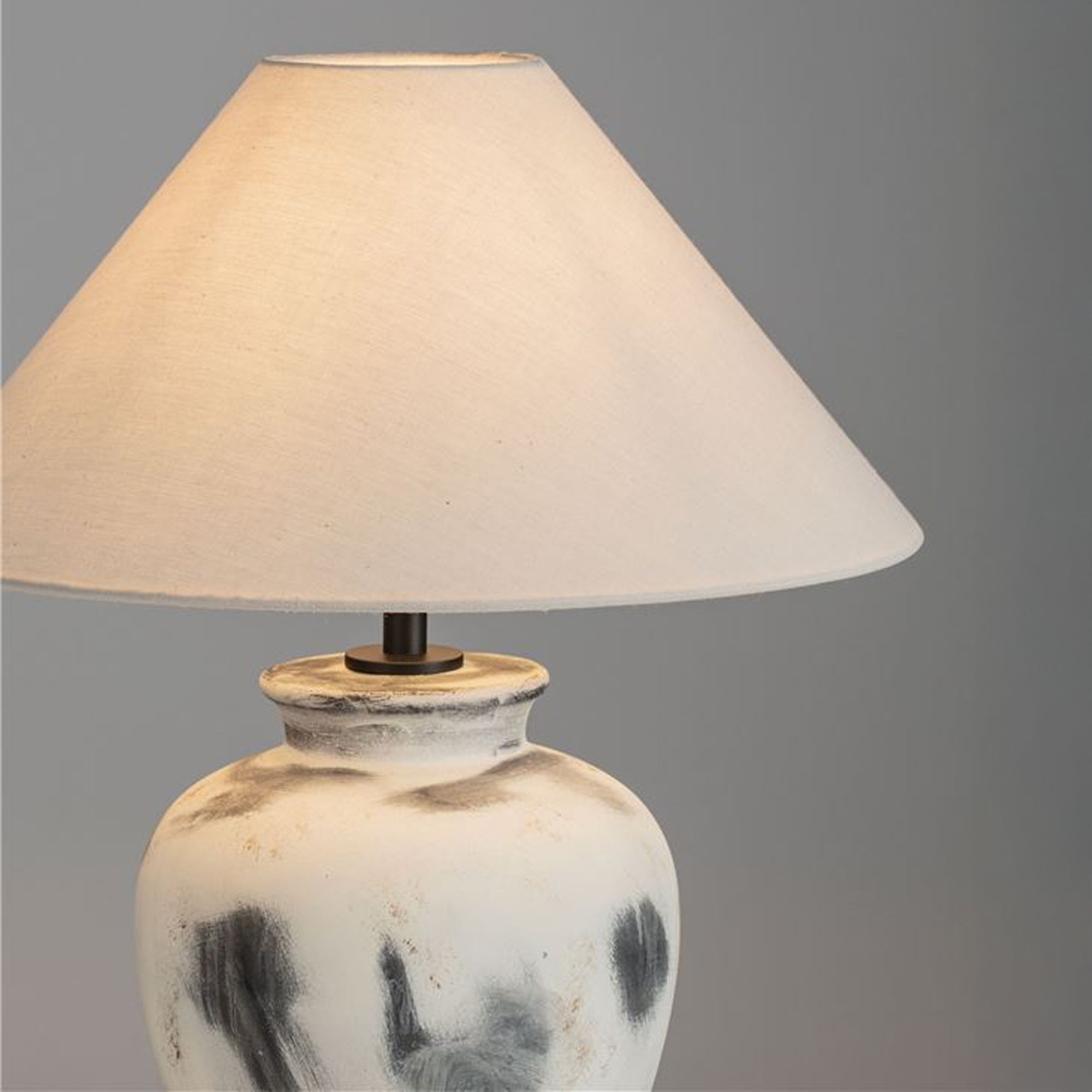 Nova Luce Lupe E27 stolní svítidlo