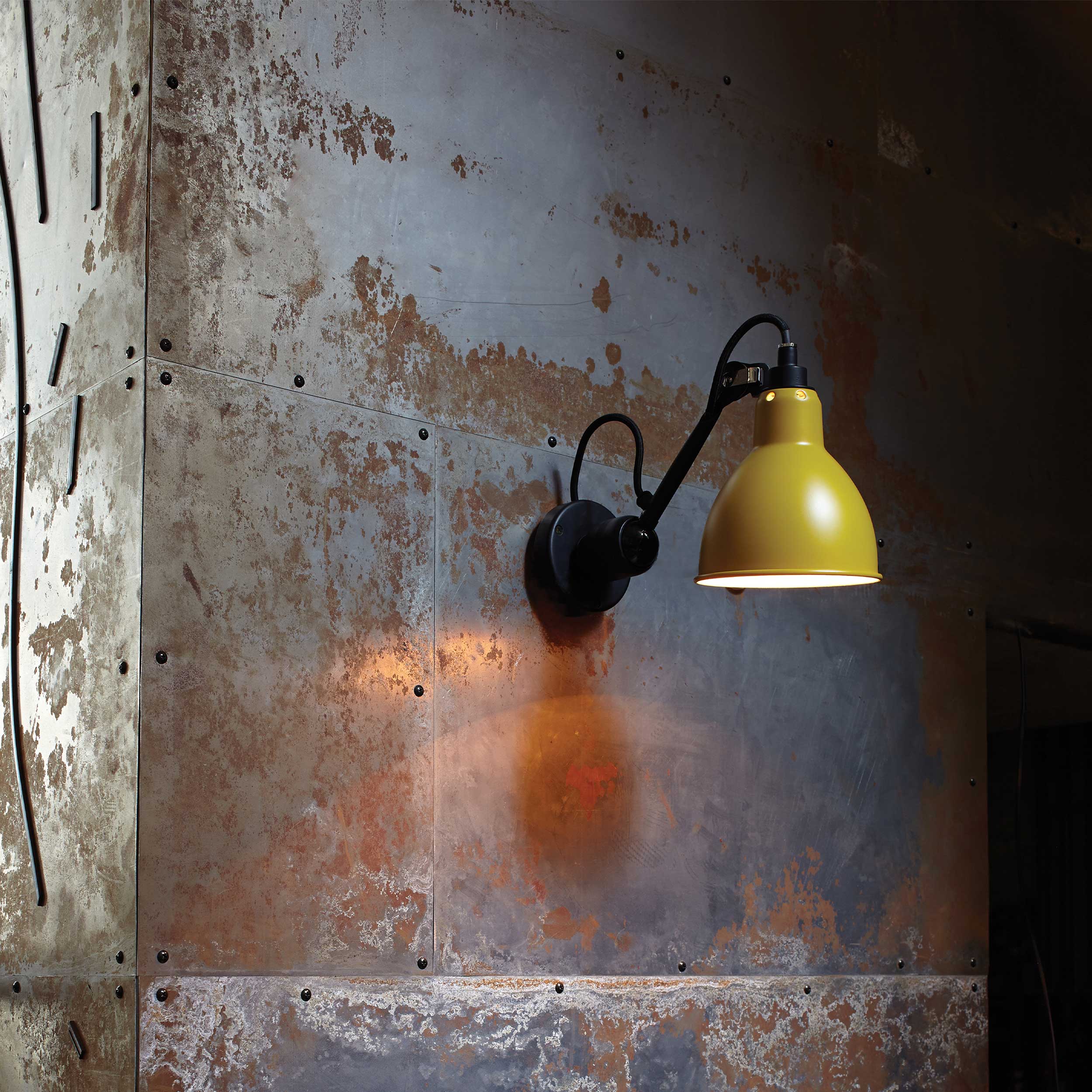 DCW éditions Lampe Gras N°304 E14 nástěnné svítidlo černé